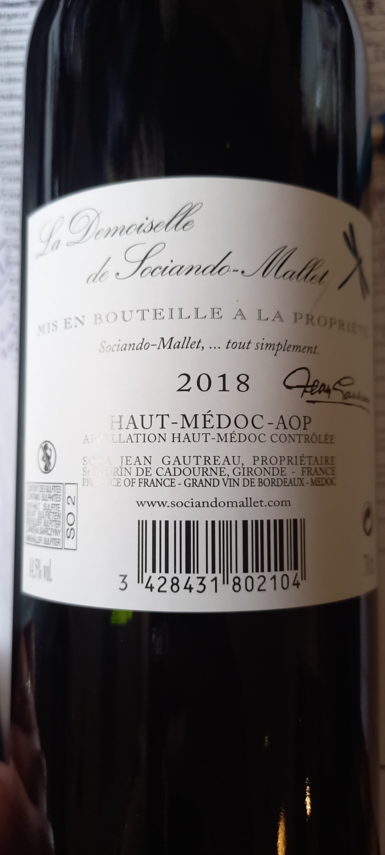 Etiketa Demoiselle de Sociando